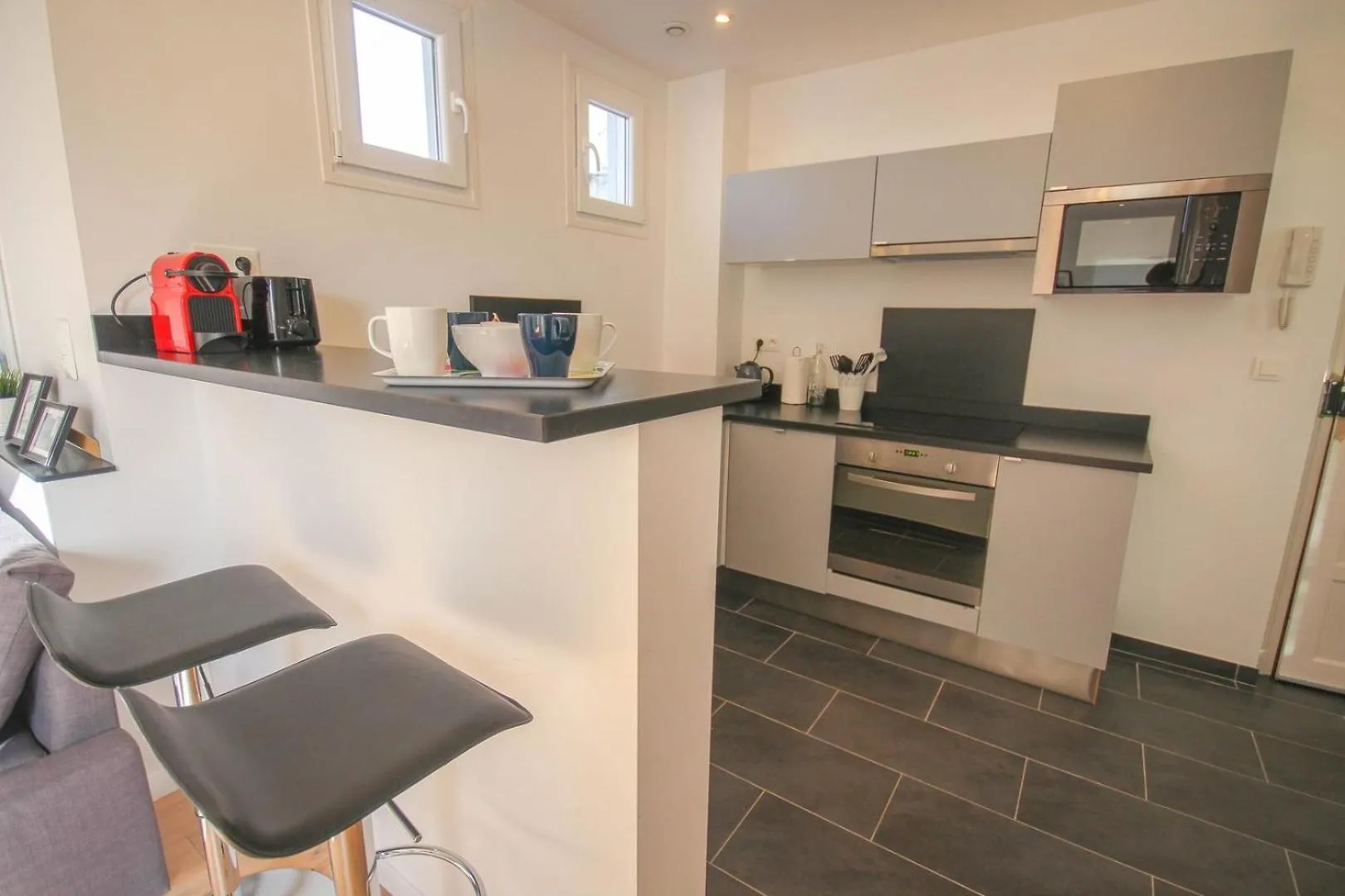 Bright Apartment With Balcony In The Center Lille France