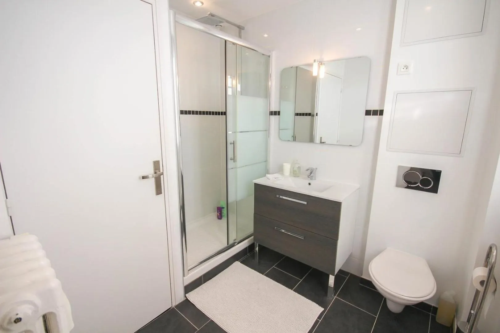 Bright Apartment With Balcony In The Center Lille